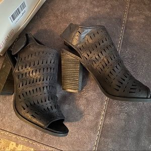 Black open toe ankle bootie   New in Box 9 1/2